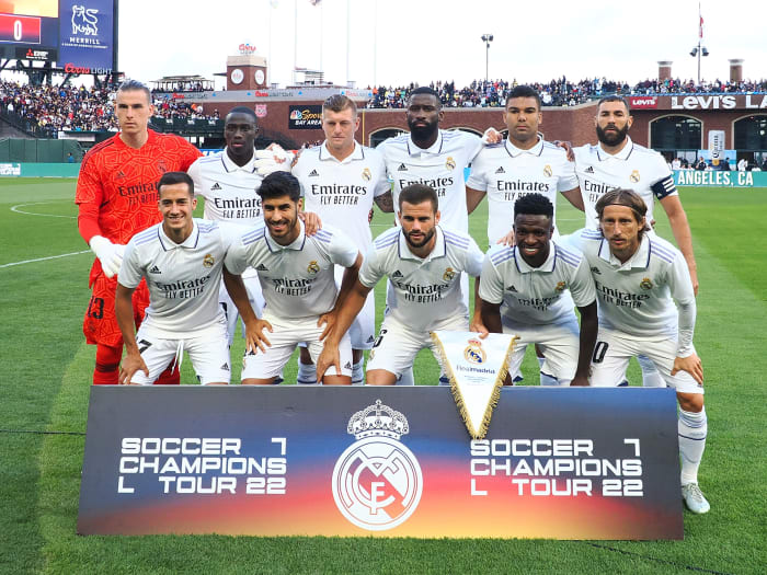 Atlanta Hawks point guard met the Real Madrid CF team in Los Angeles, California on July 29, 2022.